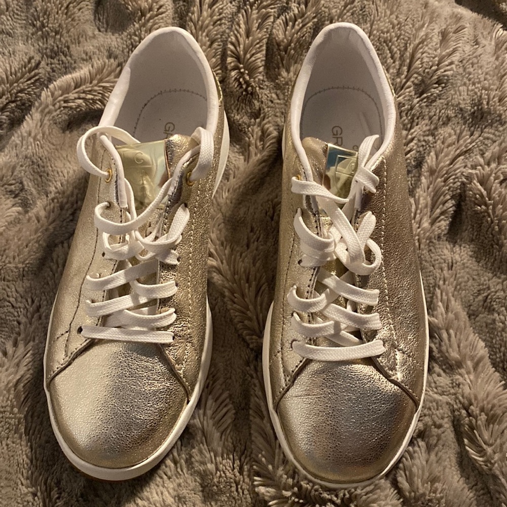 Brand: COLE HAAN, womens shoes, size: 9
